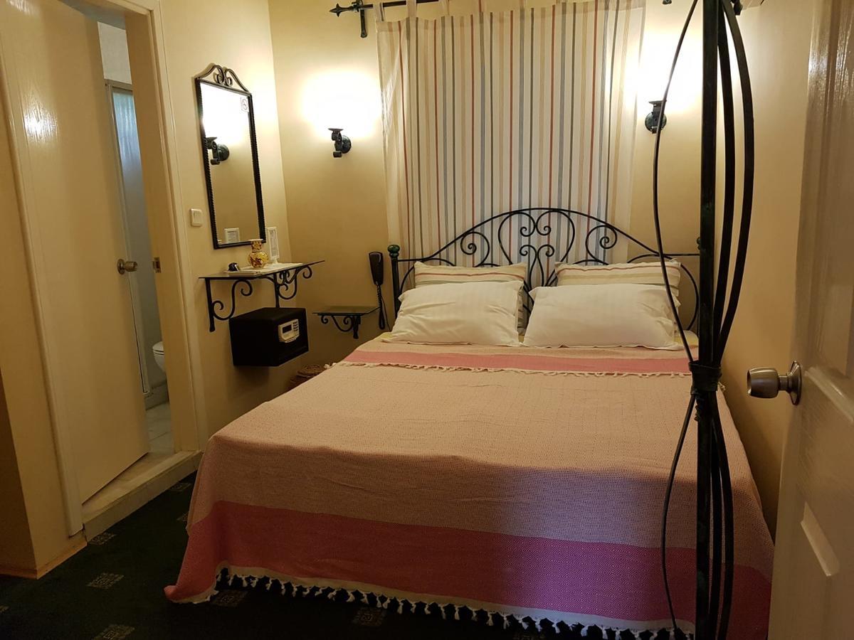 A&B Home Hotel Гьочек Екстериор снимка